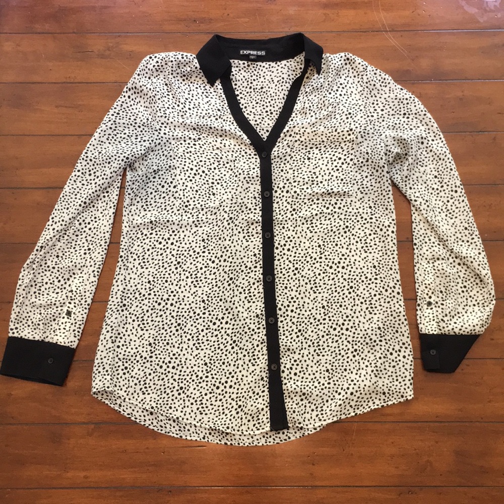 Black & white spotted blouse